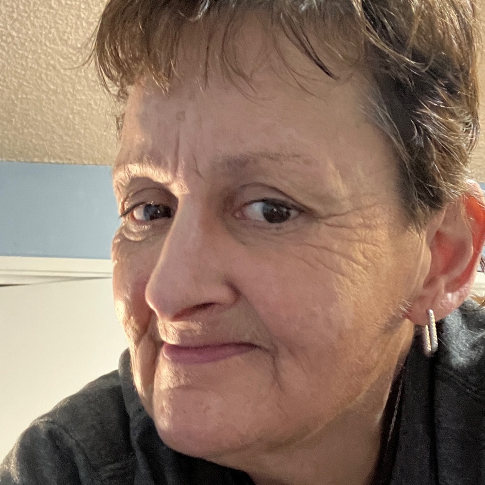 Meet your Posher, Tina